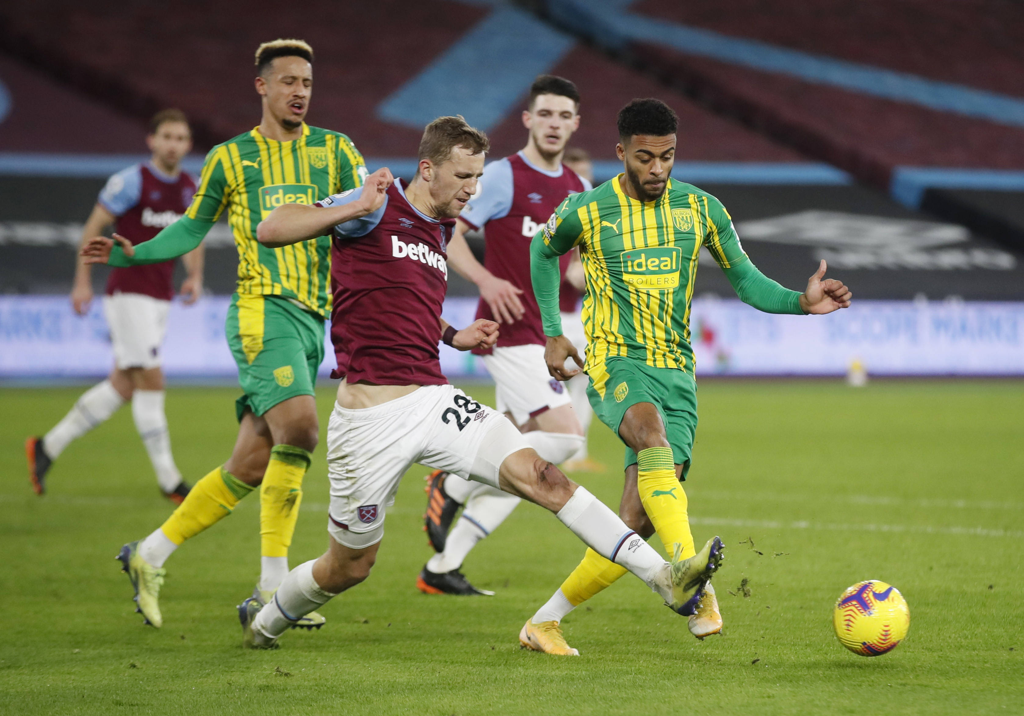 抗中略显挣 抗中略显挣